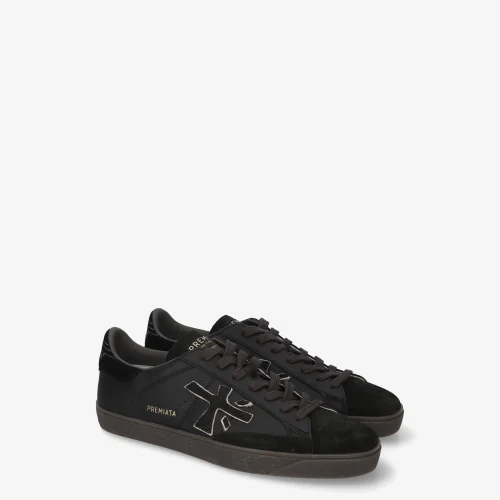 Alternative view of Premiata
